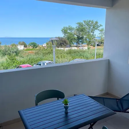 T2 Neuf Vue Mer, Piscine Chauffee N194 *