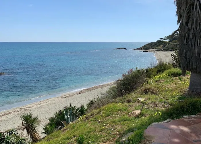 T2 Neuf Vue Mer, Piscine Chauffee N194 Linguizzetta